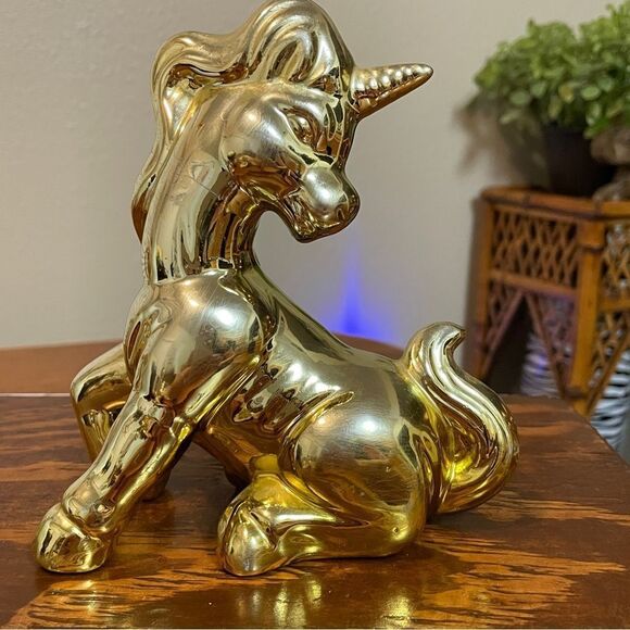 Mirrored Metallic Gold Unicorn Figurines Set of 2 - Picture 7 of 16